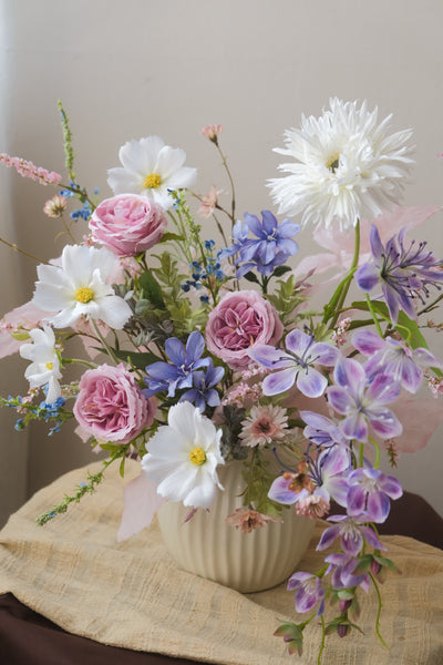 Blooming Veil Vase