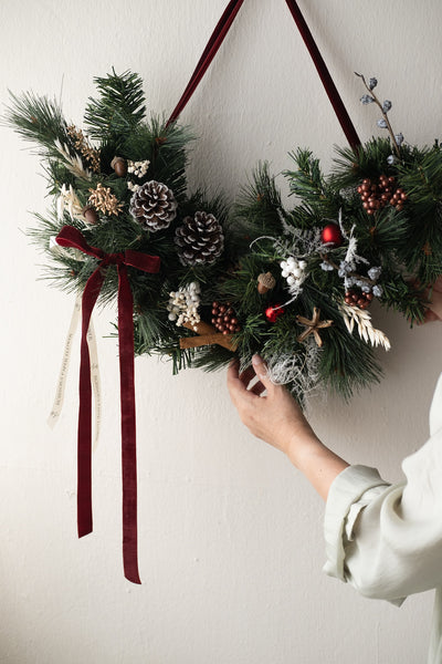 Velvet Noel - Christmas Swag