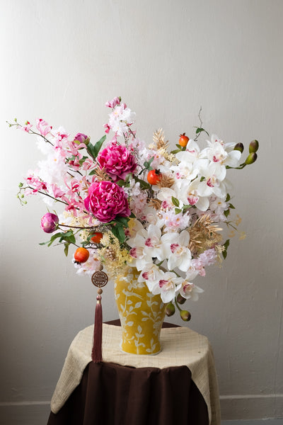 Prosperous Bloom Vase - 雅富安福