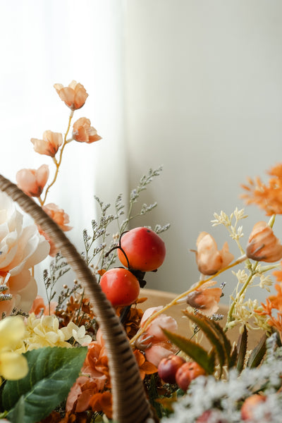 Golden Grace Woven Basket - 金柿如意