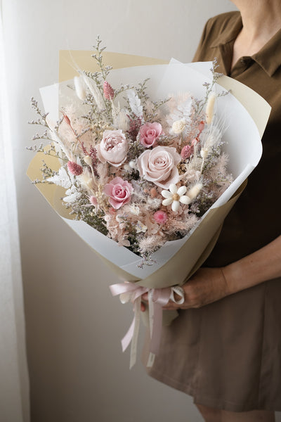 Petite Rosé Pink Bouquet