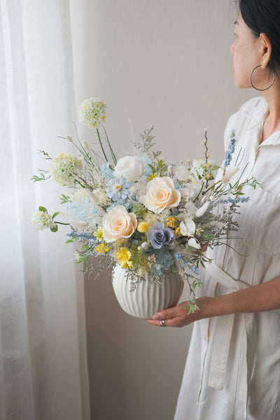 Gentle Light Vase