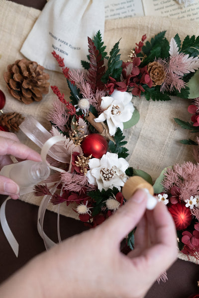 Mini Christmas Wreath - Sola flowers + Fragrance Oil