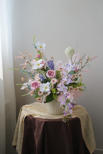 Blooming Veil Vase