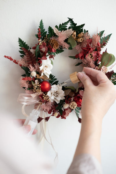 Mini Christmas Wreath - Sola flowers + Fragrance Oil