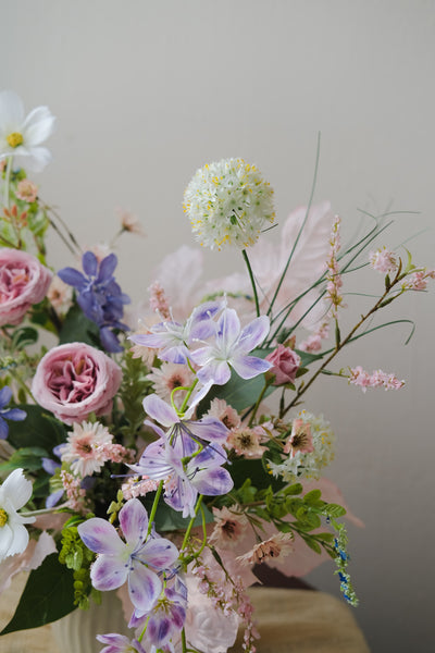 Blooming Veil Vase