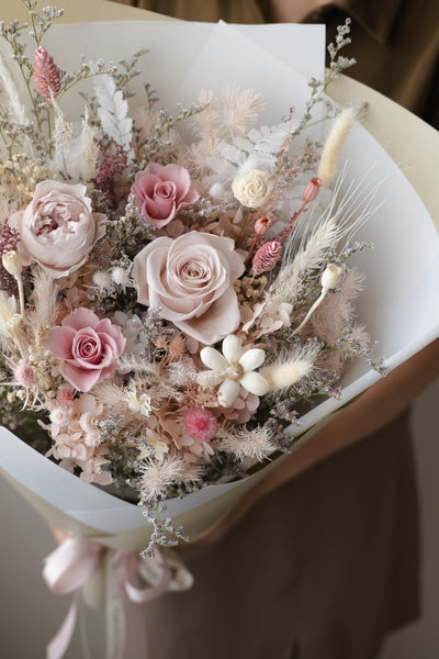 Petite Rosé Pink Bouquet