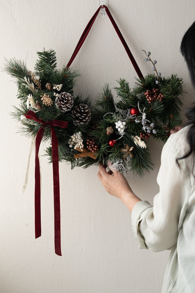 Velvet Noel - Christmas Swag