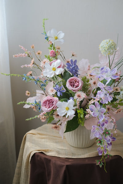 Blooming Veil Vase