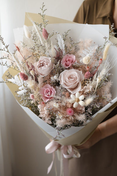Petite Rosé Pink Bouquet