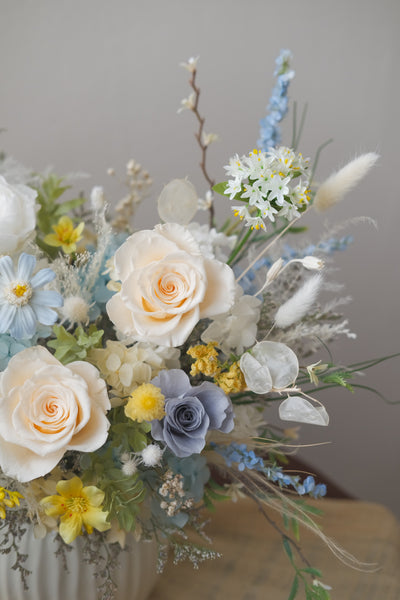 Gentle Light Vase