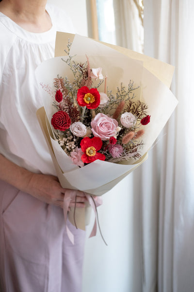 Rosy — Small Bouquet